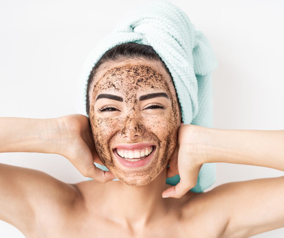exfoliant sur le visage