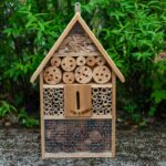 maison a insectes jardin